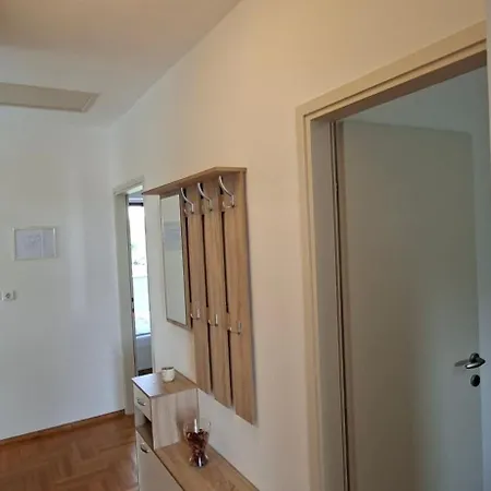 Nina, Pinta & Santa Maria Apartamento Nova Vas (Porec)