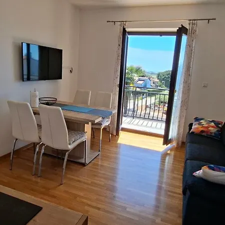 Nina, Pinta & Santa Maria Apartamento Nova Vas (Porec)