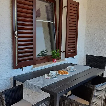 Apartamento Nina, Pinta & Santa Maria