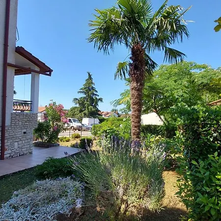 Apartamento Nina, Pinta & Santa Maria *